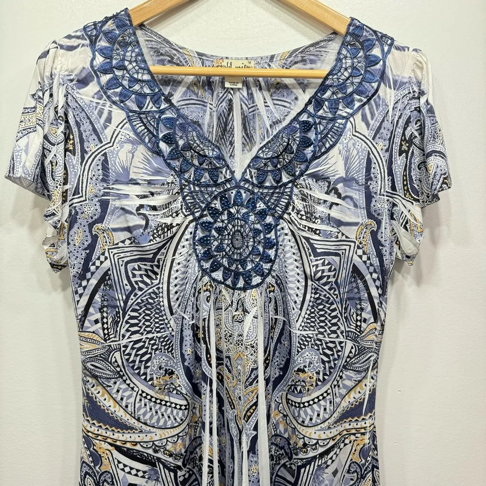 World Unity Top Blue and Ivory Paisley Blue Cutout Lace & Sequins Medallion M Size M - Image 3