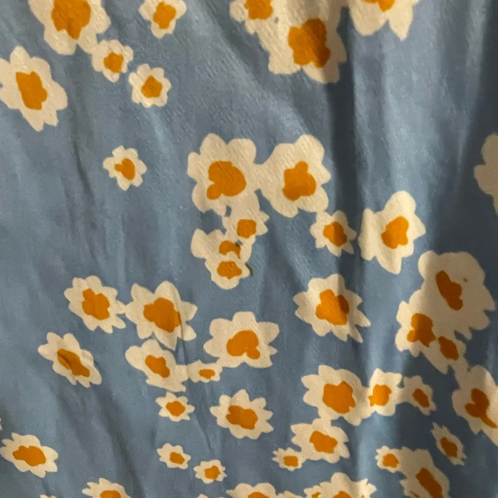 EUC Women’s Faithfull the Brand Blue Floral Slip Dress Smocked Back Size 2 🦋🌼 - Image 6