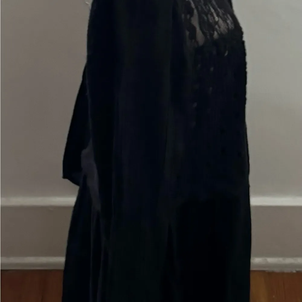 Forgotten Grace black lace crochet long sleeve blouse tunic, size S bohemian - Image 10
