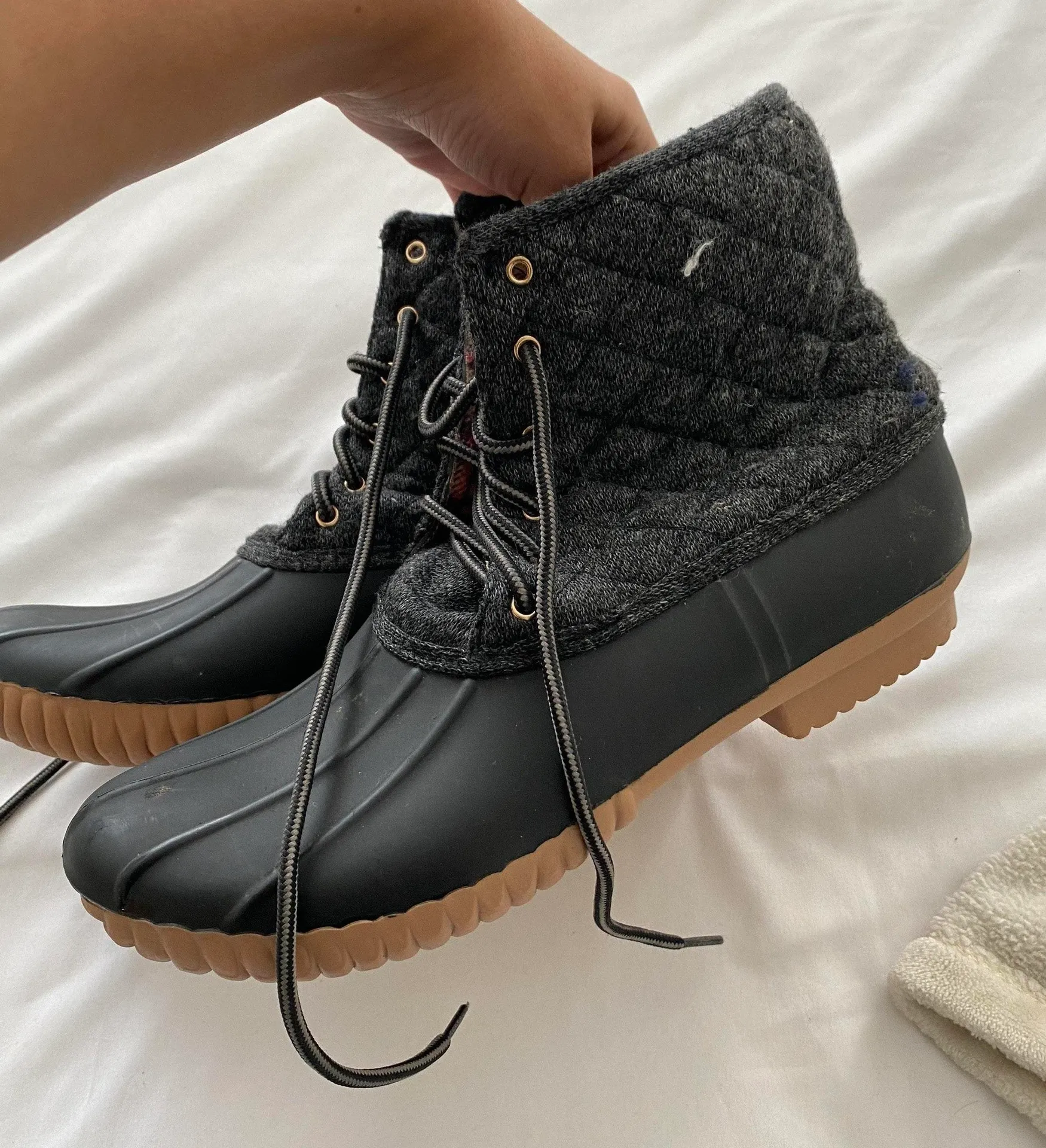 Bean Boots Size 9 - Image 2