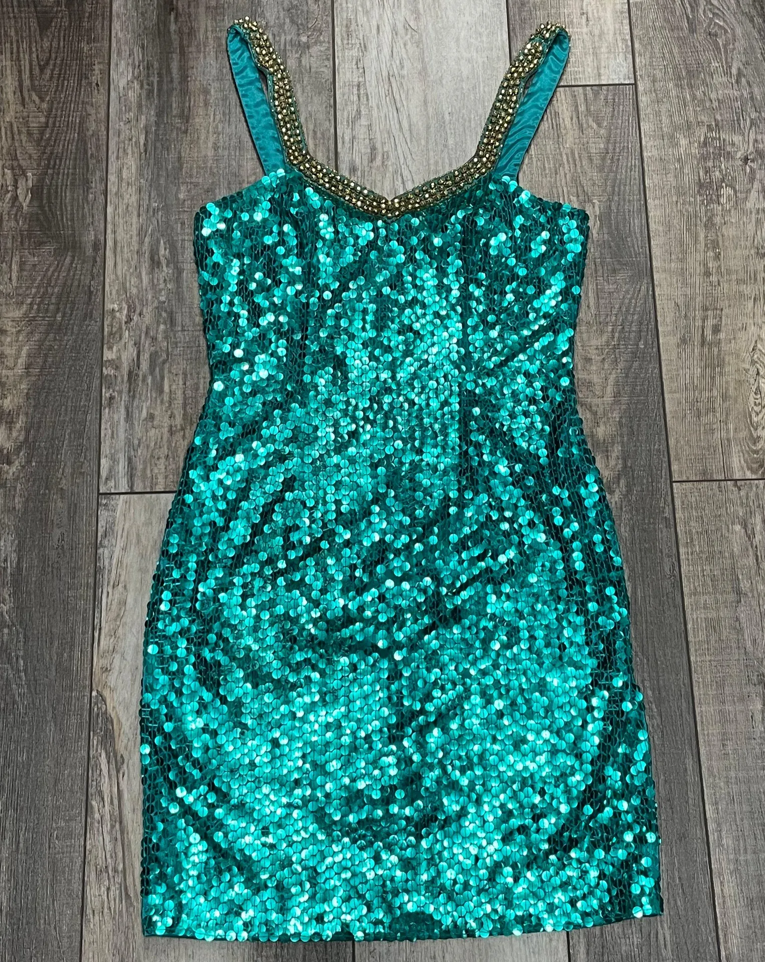 By Della Roufogali Green Sequin with Gold Beaded Neckline Mini Dress 8 - Image 11