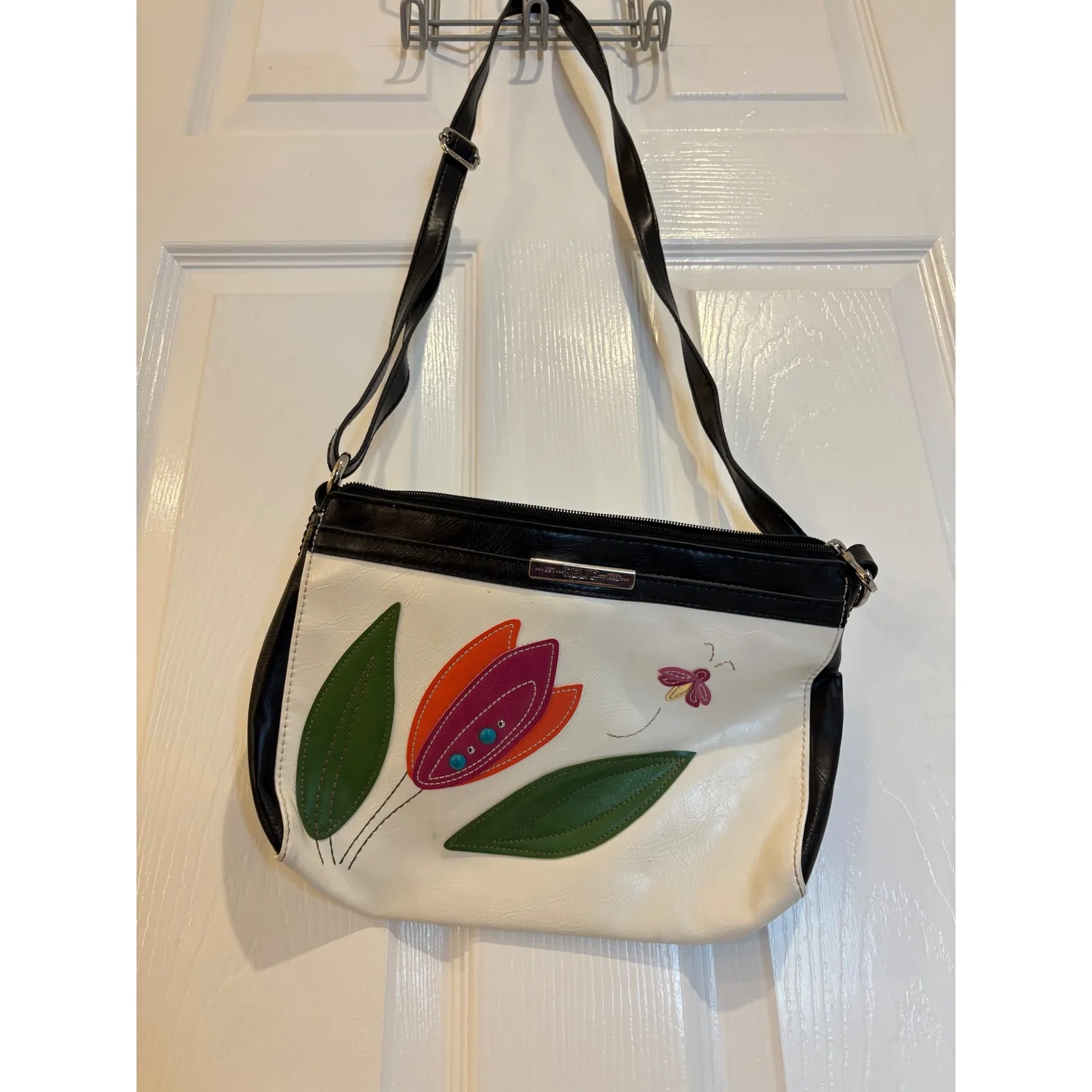 Relic Floral Applique Crossbody Bag‎ Purse Handbag White Black Tulip - Image 2