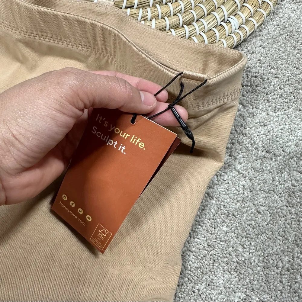 NWOT Honeylove SuperPower Short High Compression in Sand Plus Size 3X Tan - Image 11