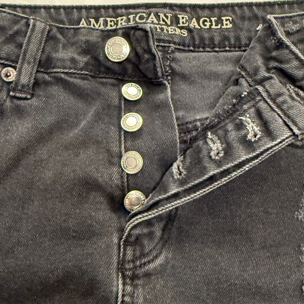 American Eagle Black Distressed Denim Skirt Size 4 - Image 3