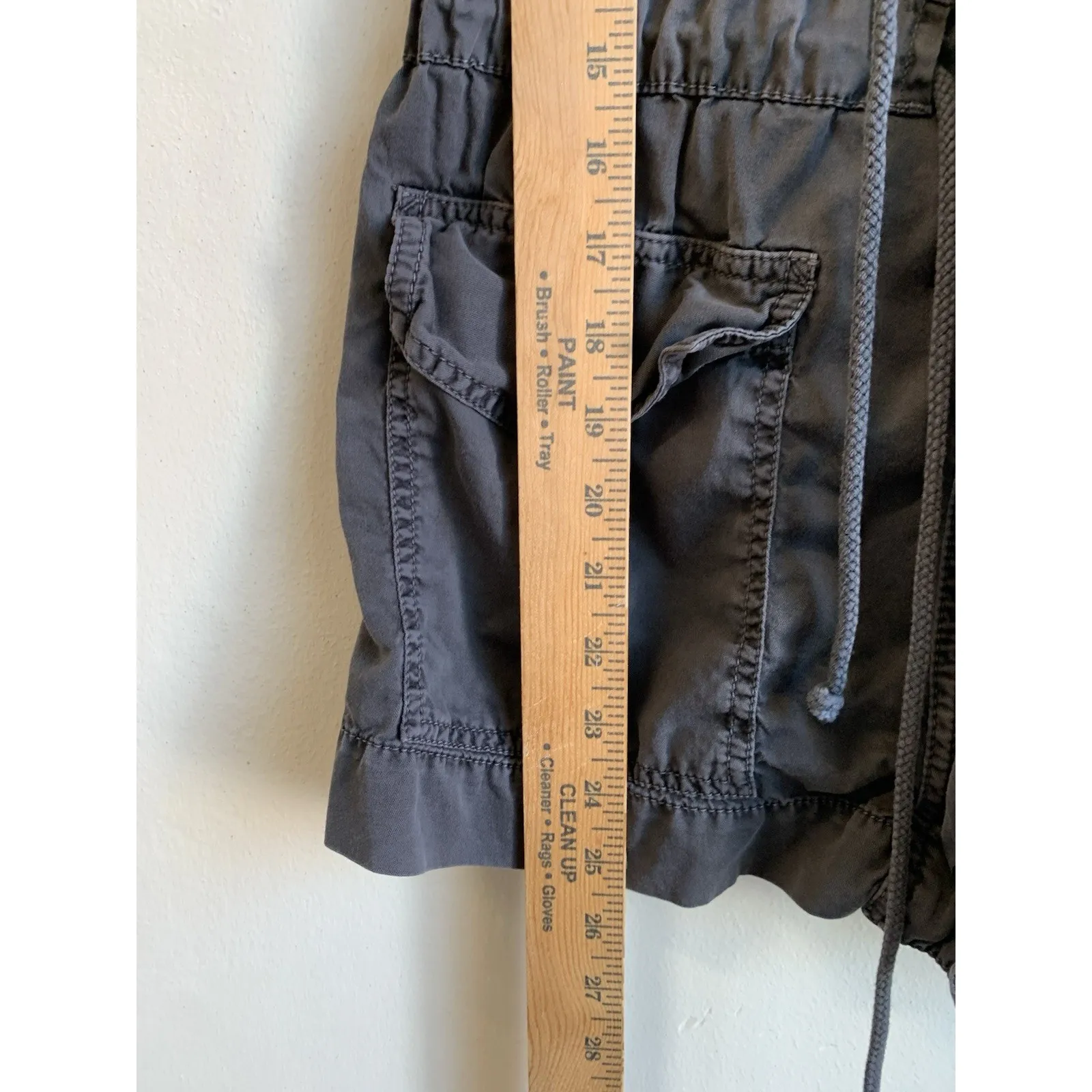 MUDD Women’s Vest Utility Full Zip Snap Hooded Cargo Washed Gray Size Medium - Image 5