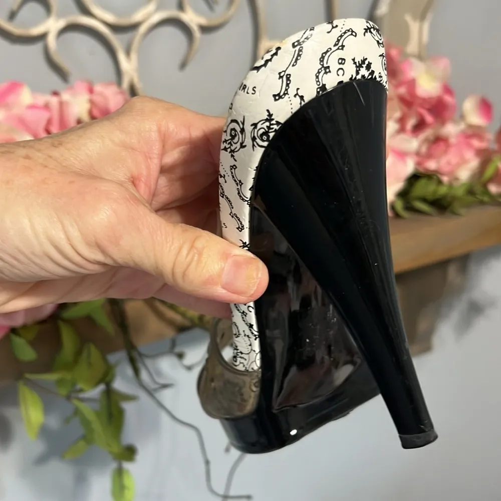 BCBG High Heels Slip On Shoes Open Toe Stilletto - Image 15