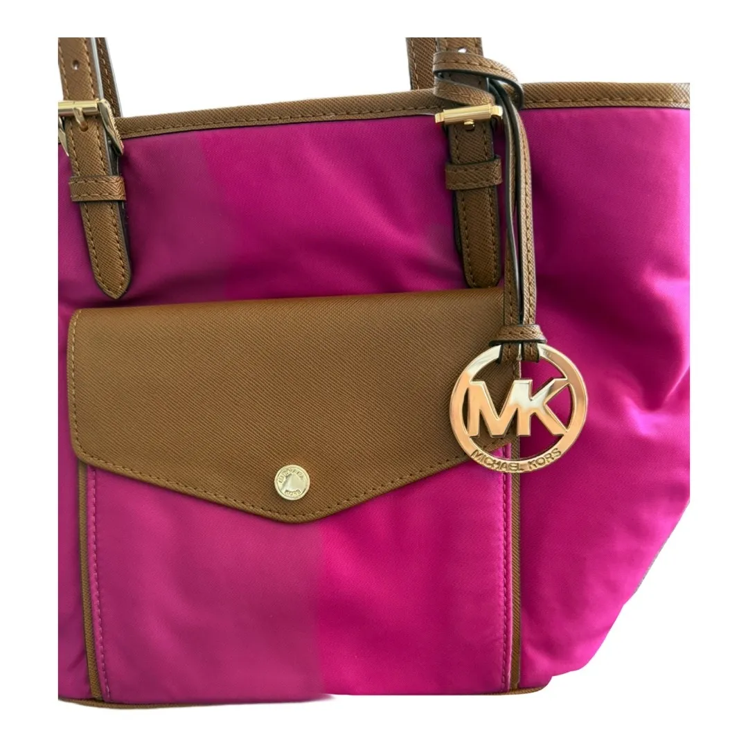 Michael Kors Jet Set Item Nylon Medium Pocket Multifunction Tote Bag in Fuchsia - Image 2