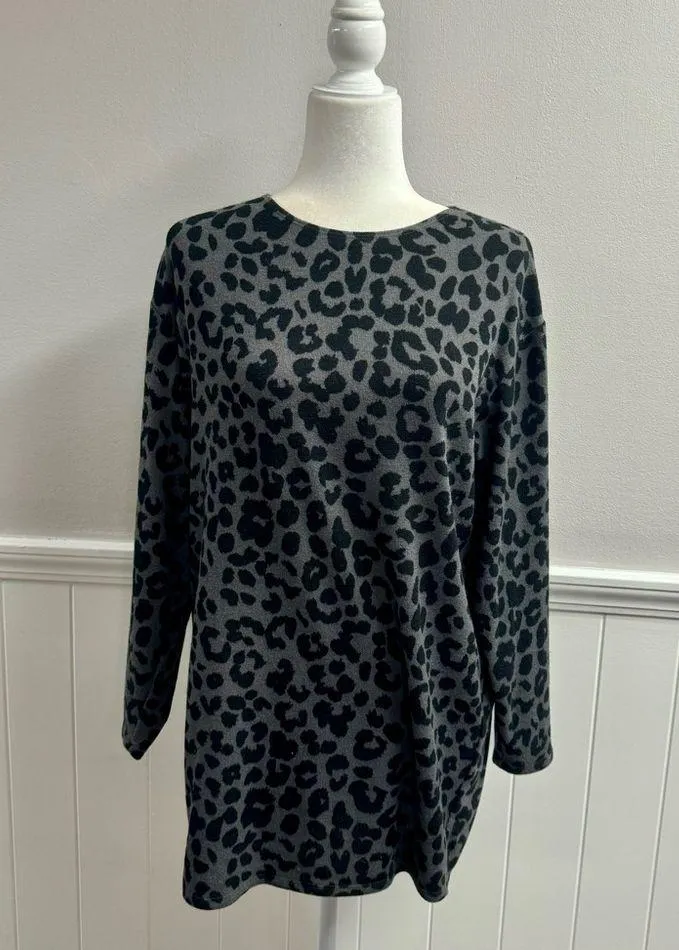 Reformation Long Sleeve Pullover Animal Print Sweater Grey Gray Medium M - Image 10