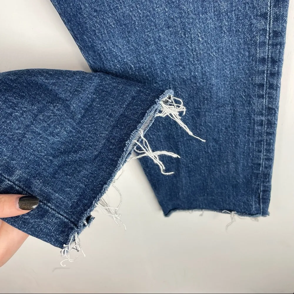 Levi’s Premium Wedgie Straight Jeans Blue Raw Hem Button Fly Sz 27 Dark Wash - Image 6