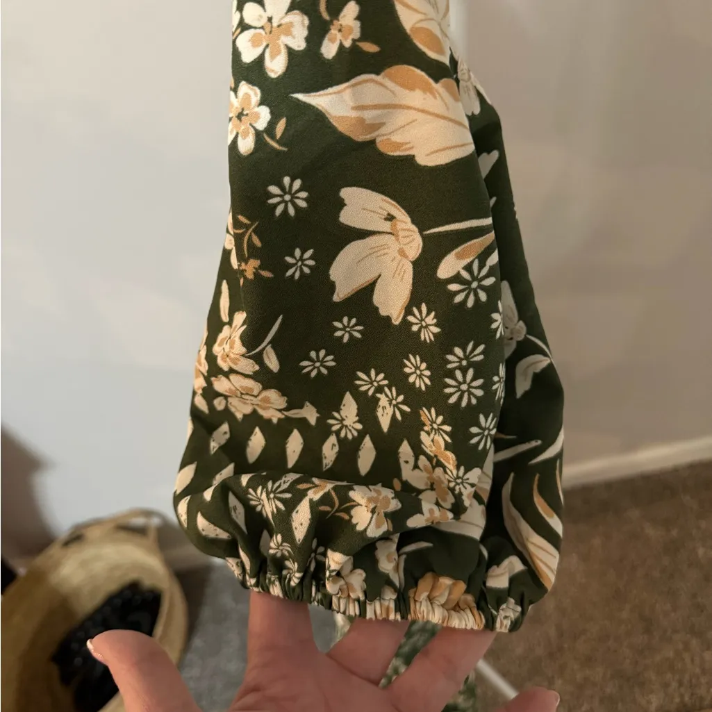 Sugarlips Green Floral Dress with Puff Sleeves size M - Image 5