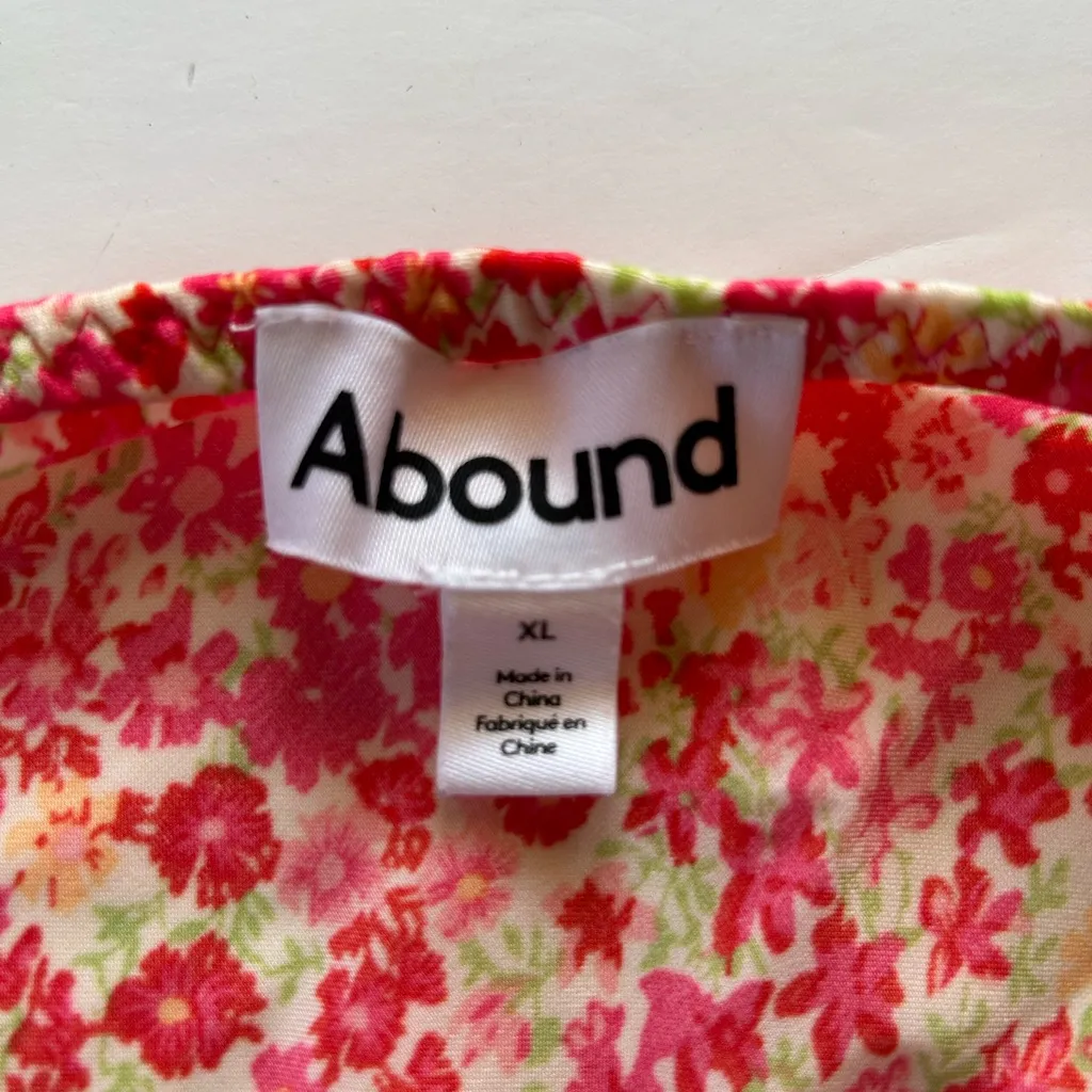 Abound Floral Nightgown Size XL - Image 5