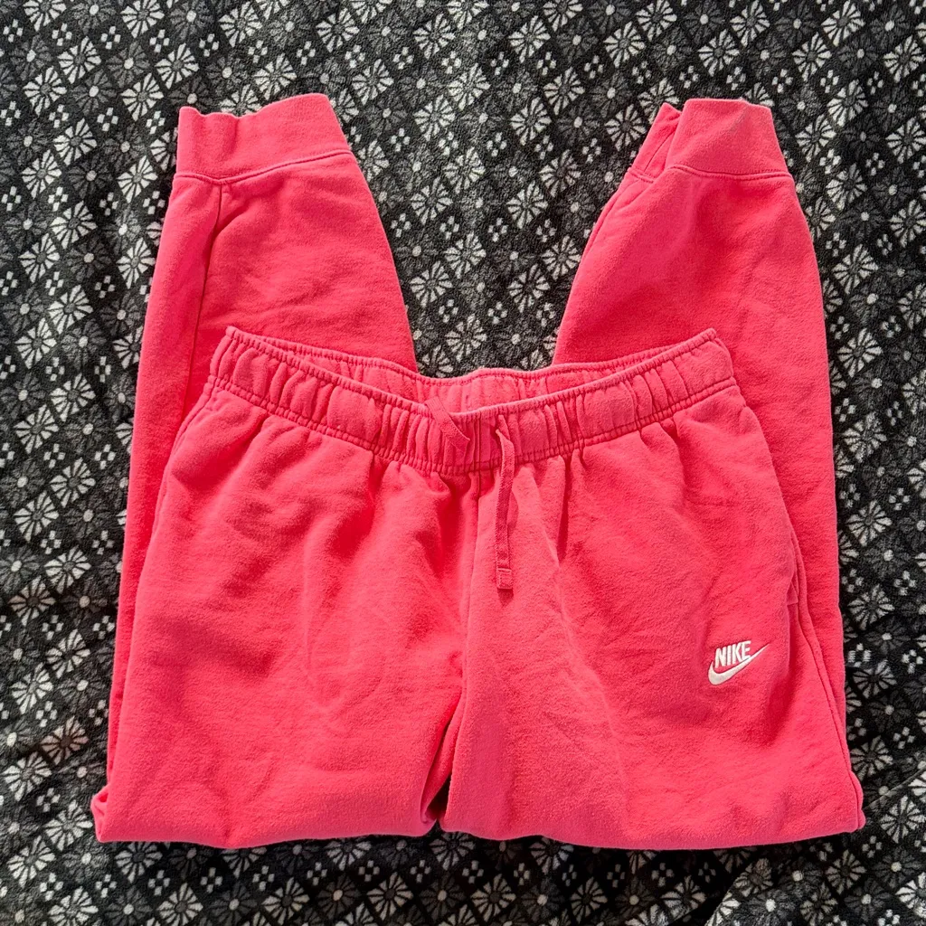 Nike Joggers - Image 2