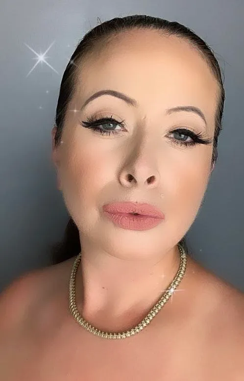 Petite pearl braided gold chain link choker - Image 2