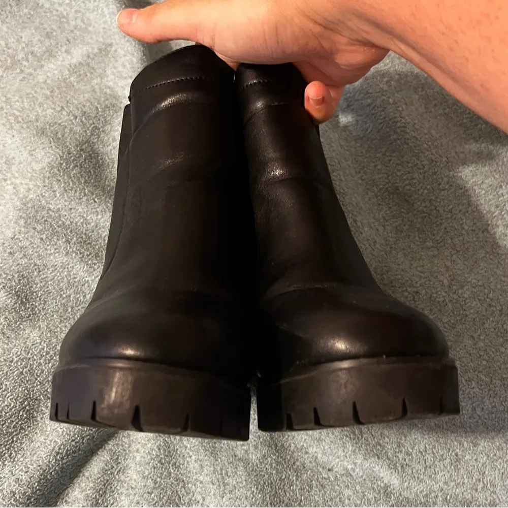 Black Lug Boots Size 7 - Image 2