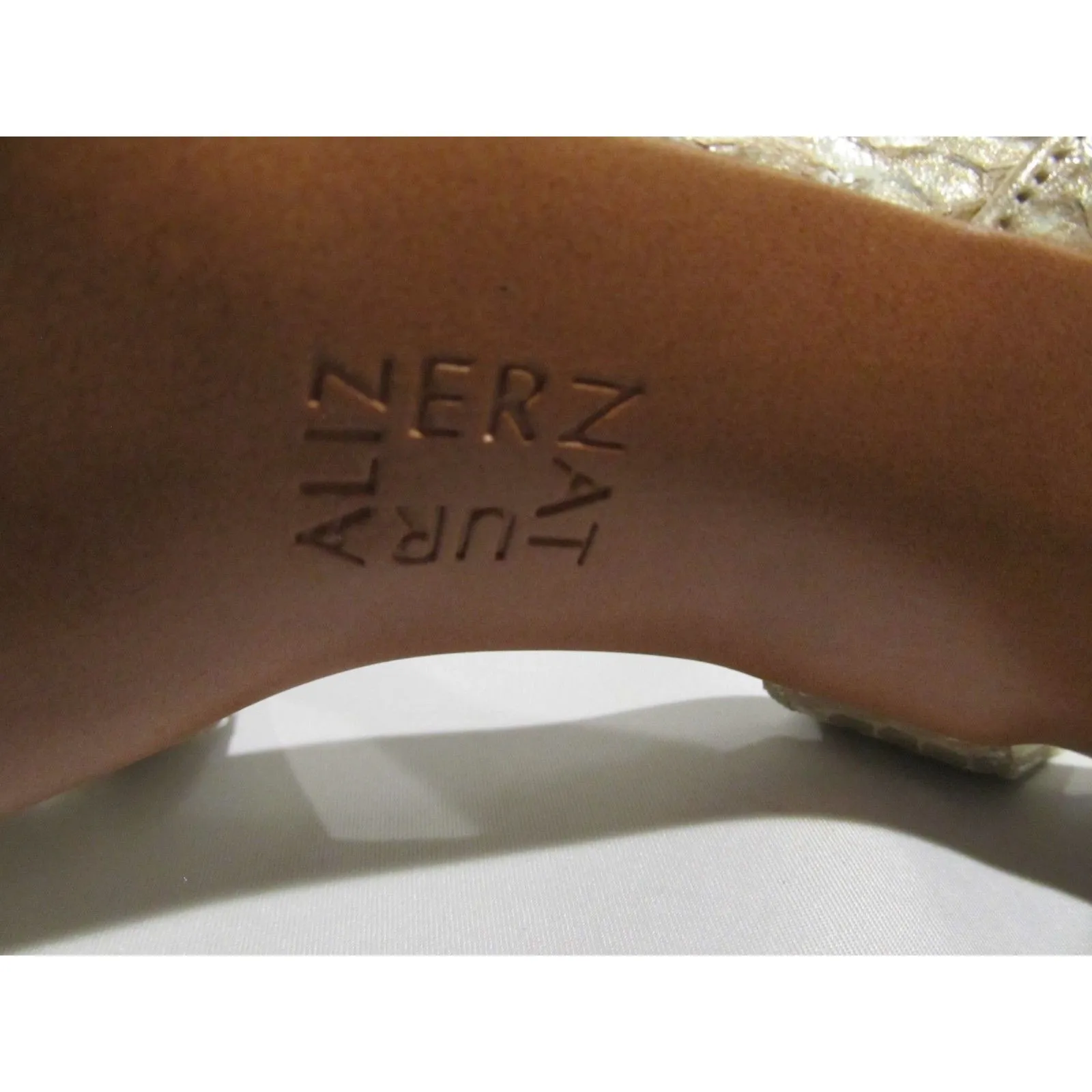 Naturalizer Mallory Platform Heeled Sandals Gold Snake Leather Size 6.5 – NWOB - Image 9