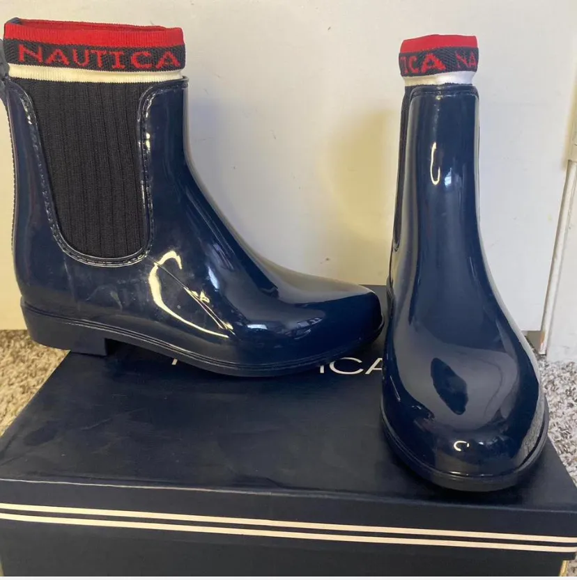 Nautica rain boots size 7 - Image 3