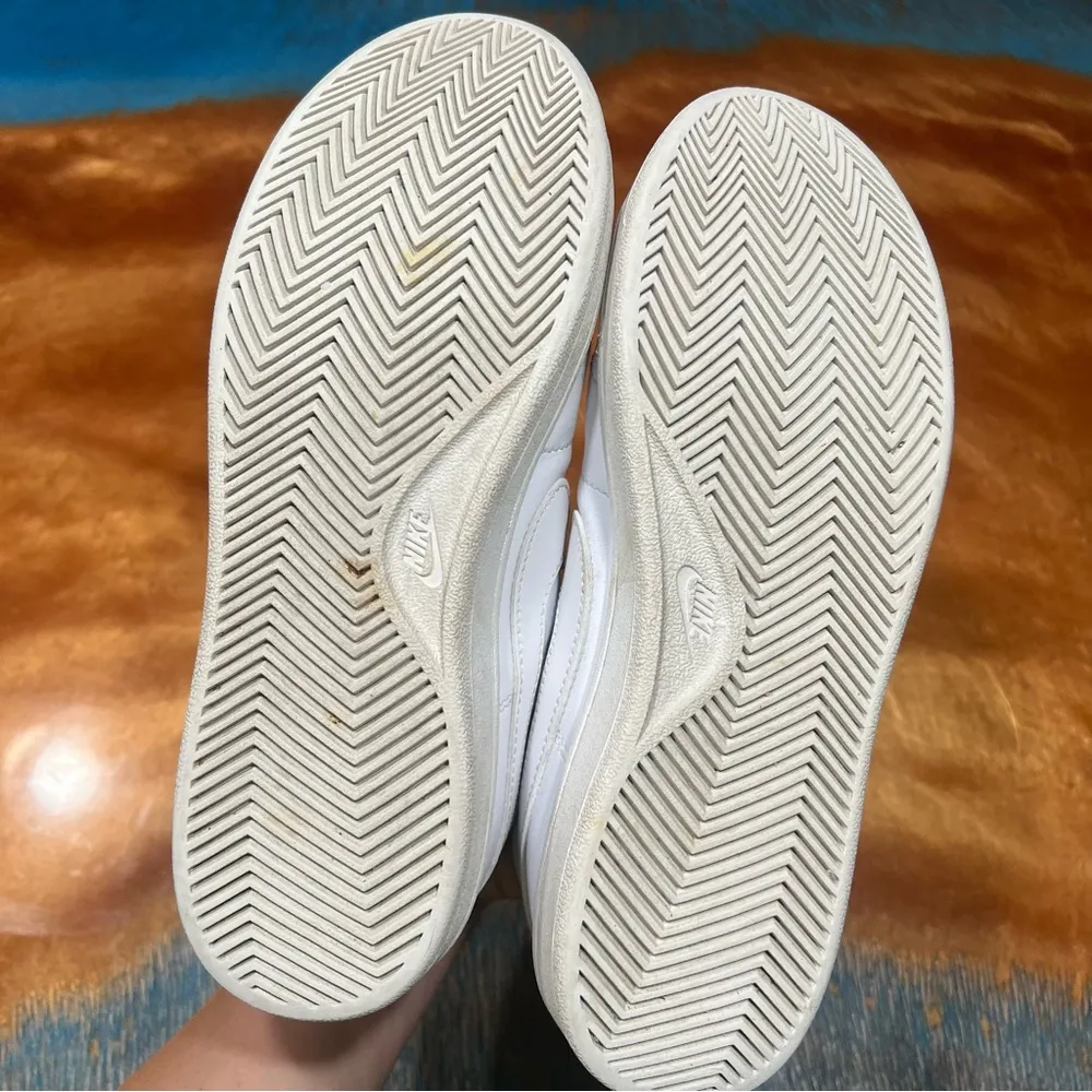 Nike Court Royale 2 Mid Triple White lace up sneakers size 8.5 - Image 14