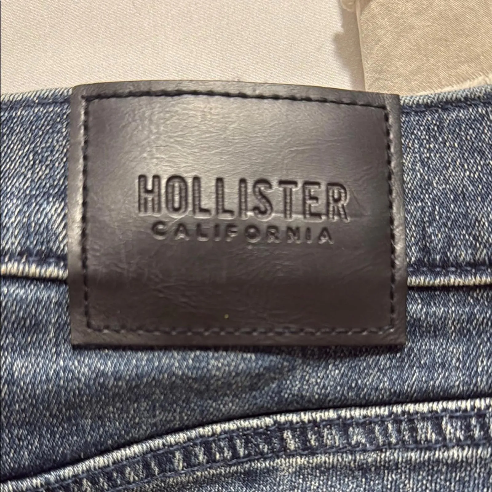 Hollister Women's Stacked Skinny Jeans W30 L30 - Image 4
