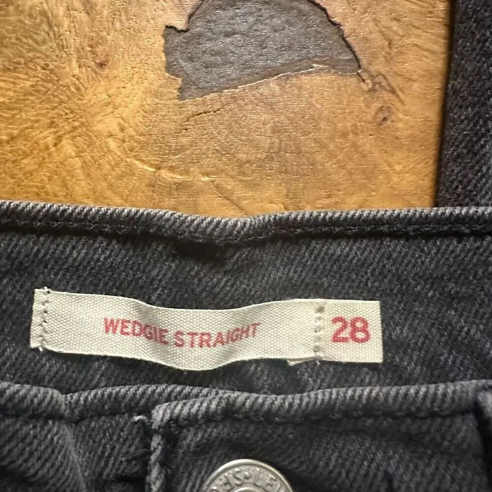 Levi wedgie button fly jeans 28 black - Image 5