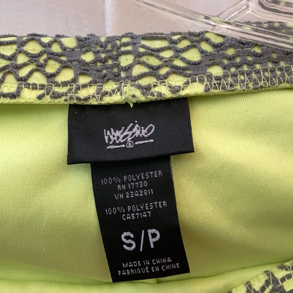 FINAL MARKDOWN MOSSIMO crochet overlay skirt small - Image 3