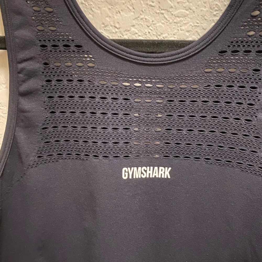 Gymshark Black Energy Seamless Loose Women's Tank Black Size M - Image 3