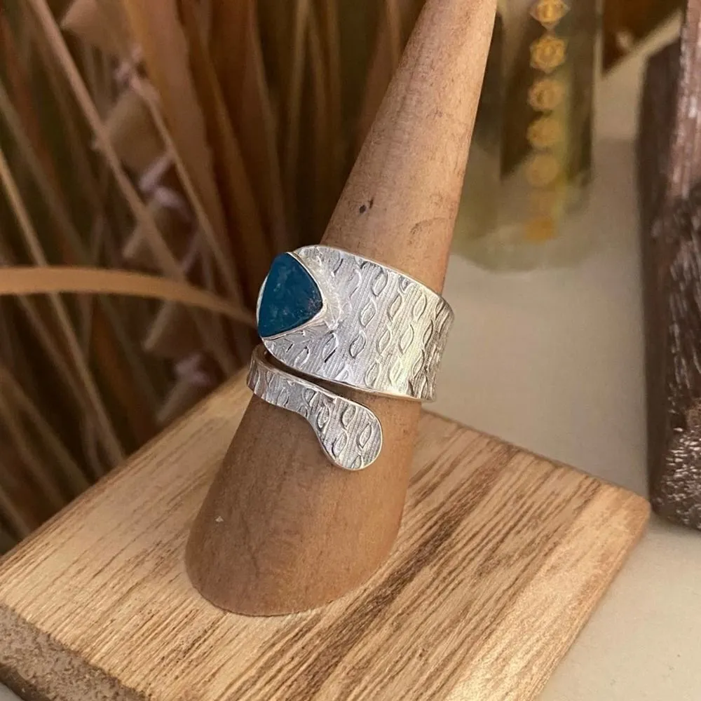 Neon Blue Apatite Solid Sterling Silver Ring Size 7.5 Adjustable Blue - Image 2