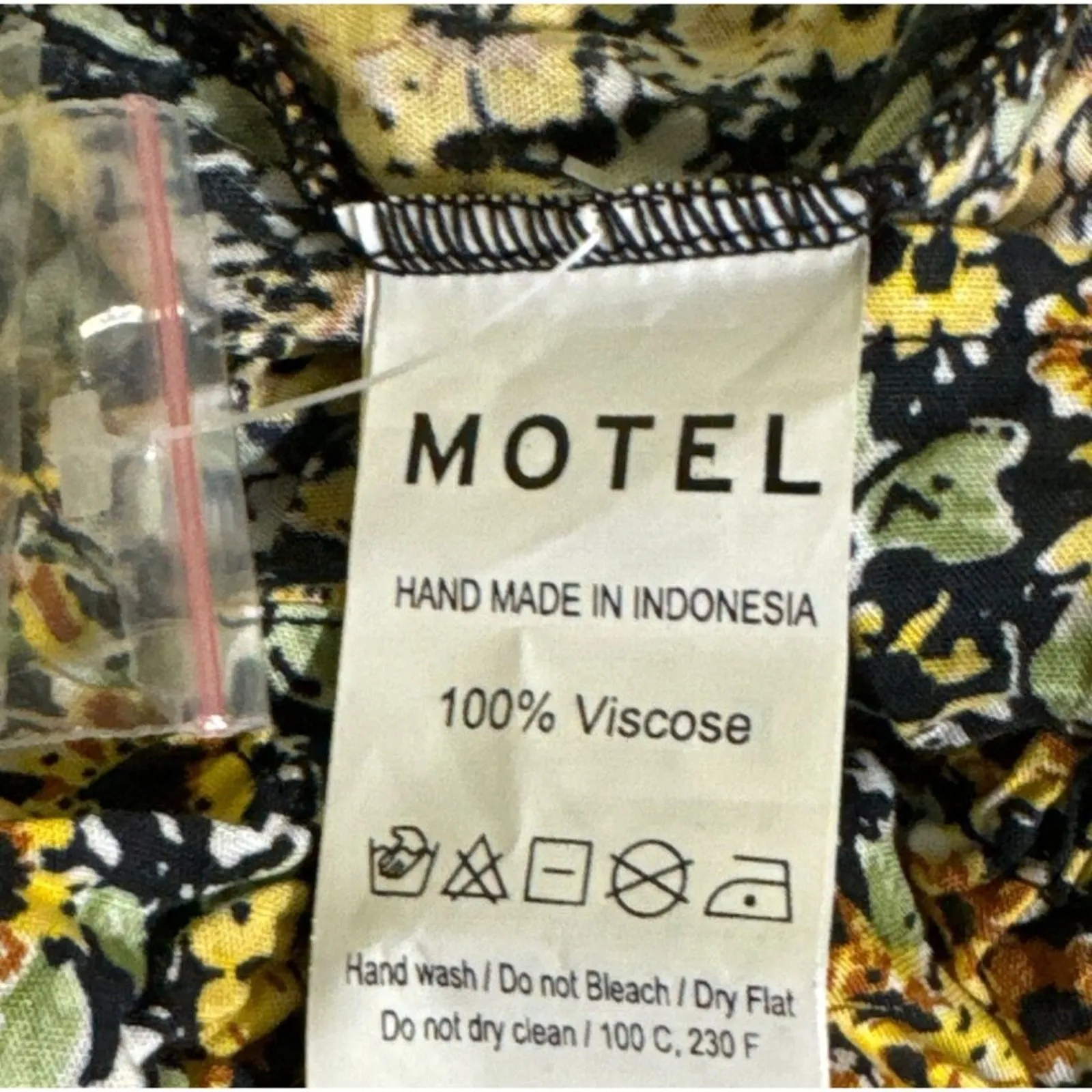 Motel Aley · Large · Yellow Ditsy Floral · Puff Sleeve · Cropped Tie Front Top - Image 7