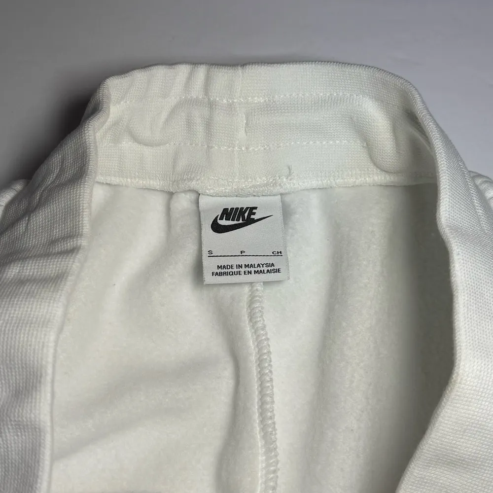 Nike Oversized Women’s  Jogger Pants Small - Image 7