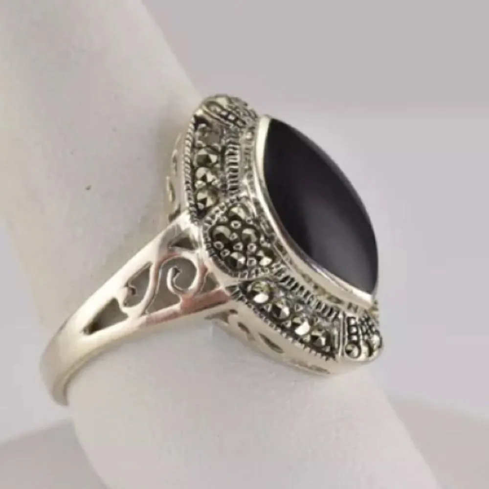 Vintage Marquise Cut Black Onyx Cabochon Sterling Silver & Marcasite Ring Sz 9.5 - Image 3
