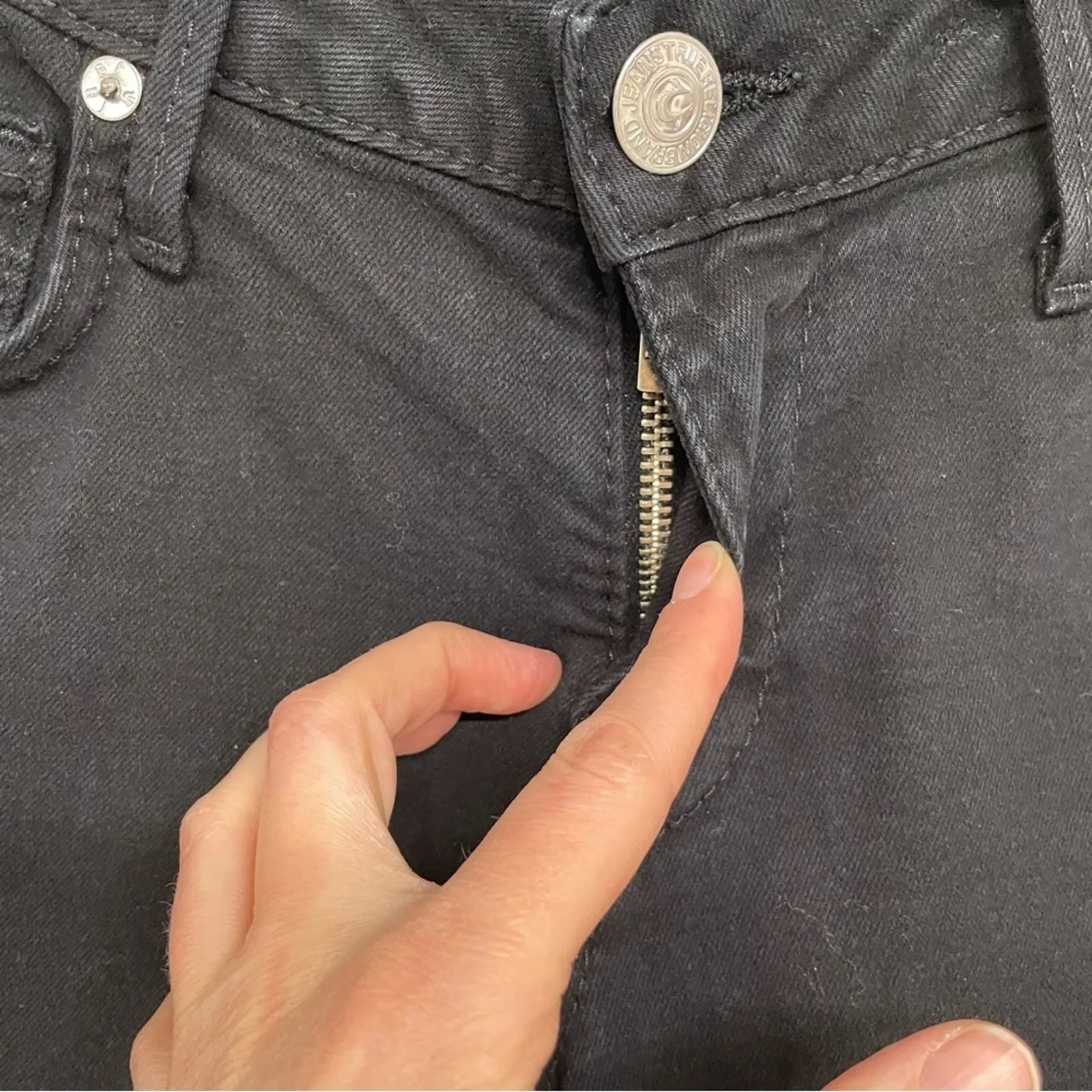 True Religion Black Mid Rise Bedazzled Skinny Ankle Jeans Y2K Womens 29 Studded - Image 4