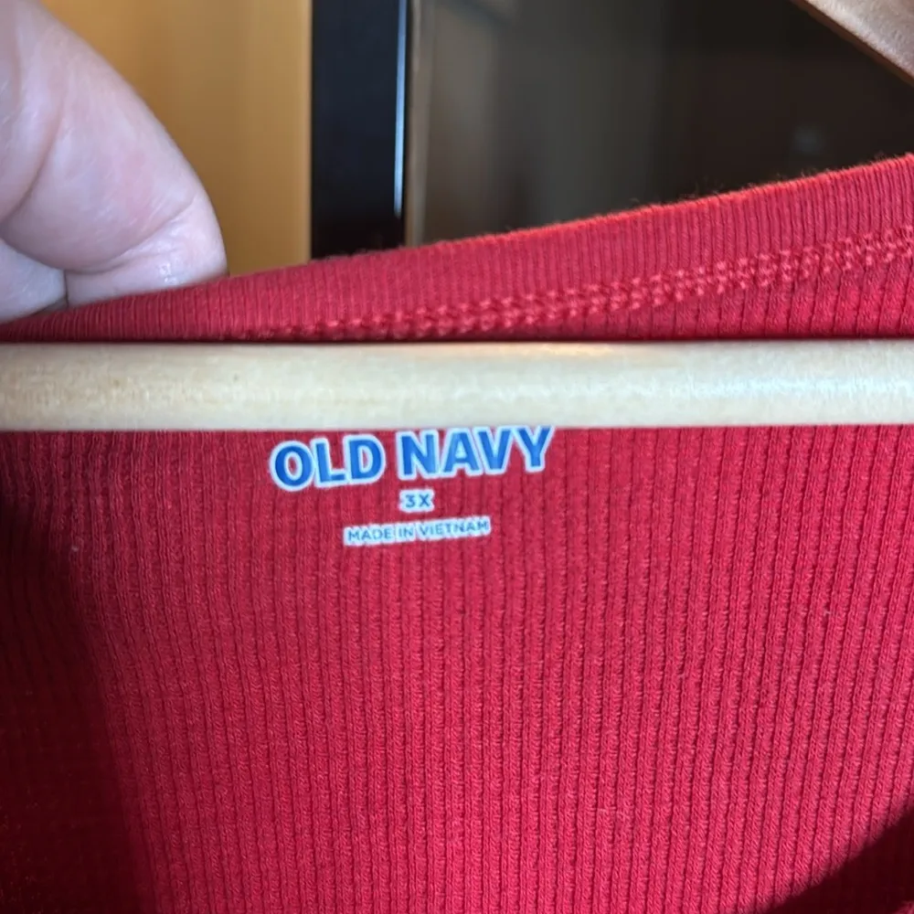 NWOT Old Navy Red Thermal Knit LS Top All I Want For Christmas is ZZZ’s Size 3X - Image 5