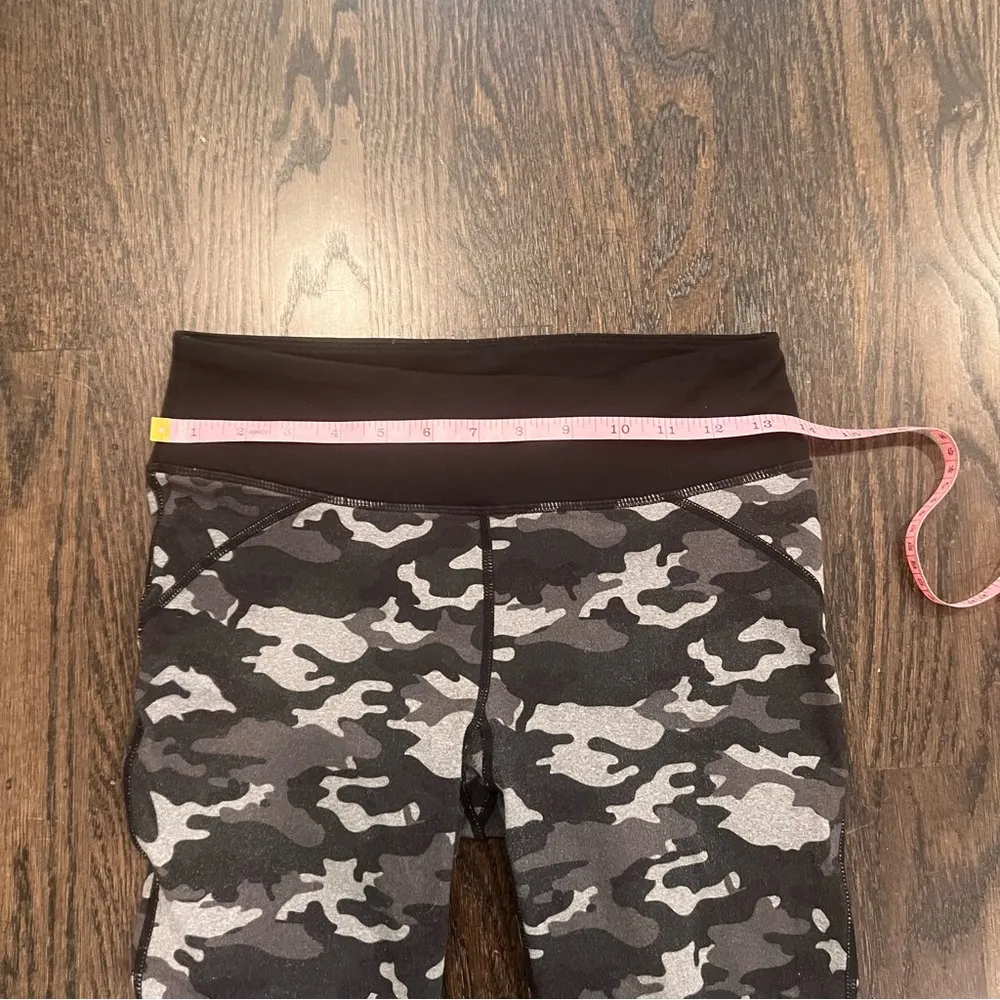 Fabletics Black and Gray Ankle Cropped Pants - Image 2