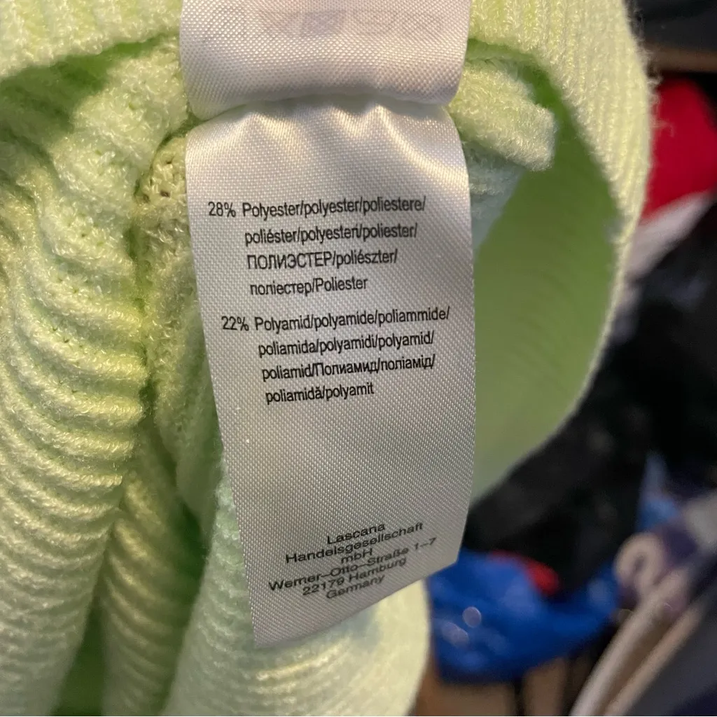 LASCANA Lime Green Pullover Sweater with button front detail Size 6 - Image 7