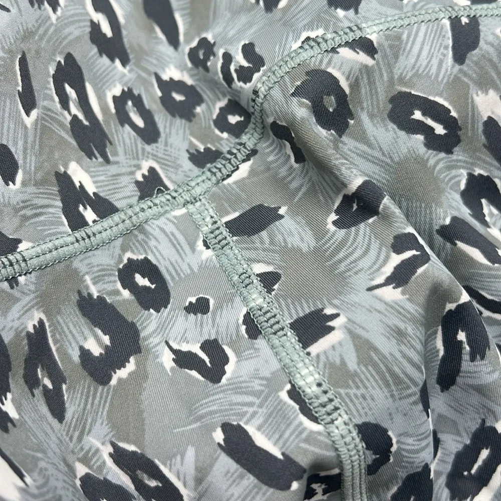 Leopard Cheetah Print Leggings Small Gray Green Black White Animal Print - Image 14