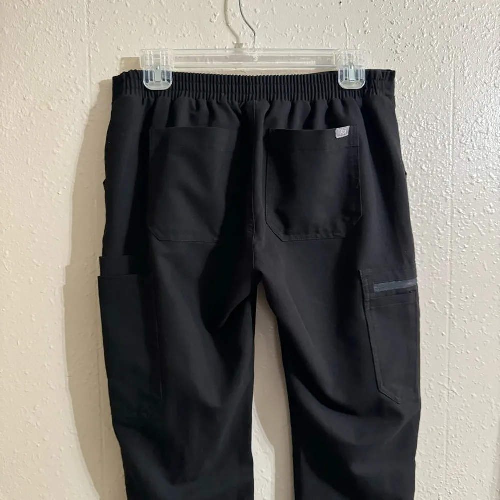 FIGS TECHNICAL COLLECTION SCRUB CARGO PANTS - Image 3