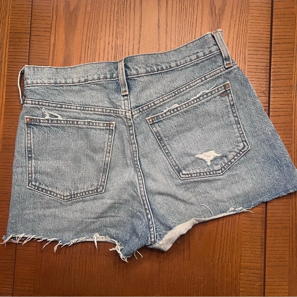 Madewell Relaxed Denim Cutoff Shorts in Madera Wash:‎ Side-Slit Edition Size 26 - Image 13