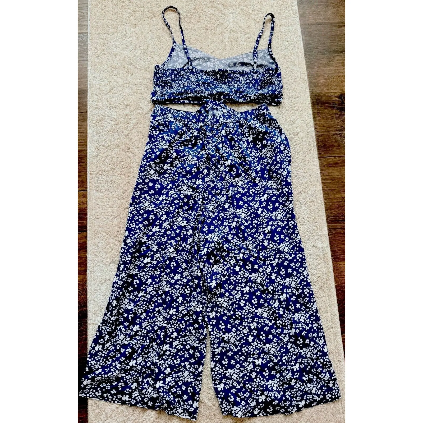 Aerie Cut Out Side Cropped Wide Leg Jumpsuit Blue Floral Women's Large Cutout L - Image 6