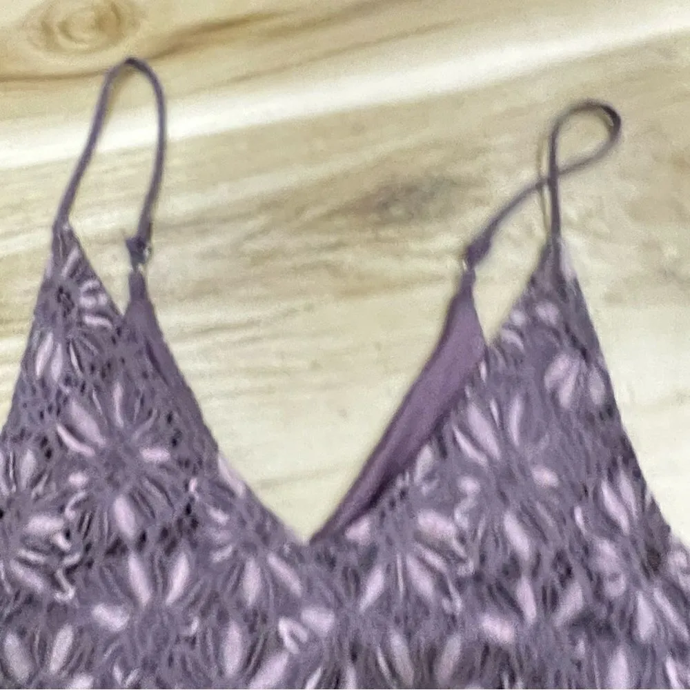 Speechless Purple Lace Floral V Neck Dress Women’s Large - Image 7