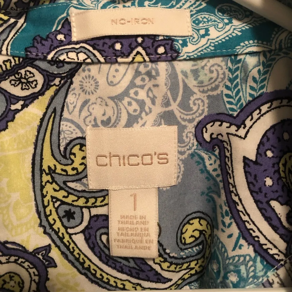 NEW NO TAGS CHICOS BUTTON DOWN 3/4 SLEEVES SHIRT - Image 4