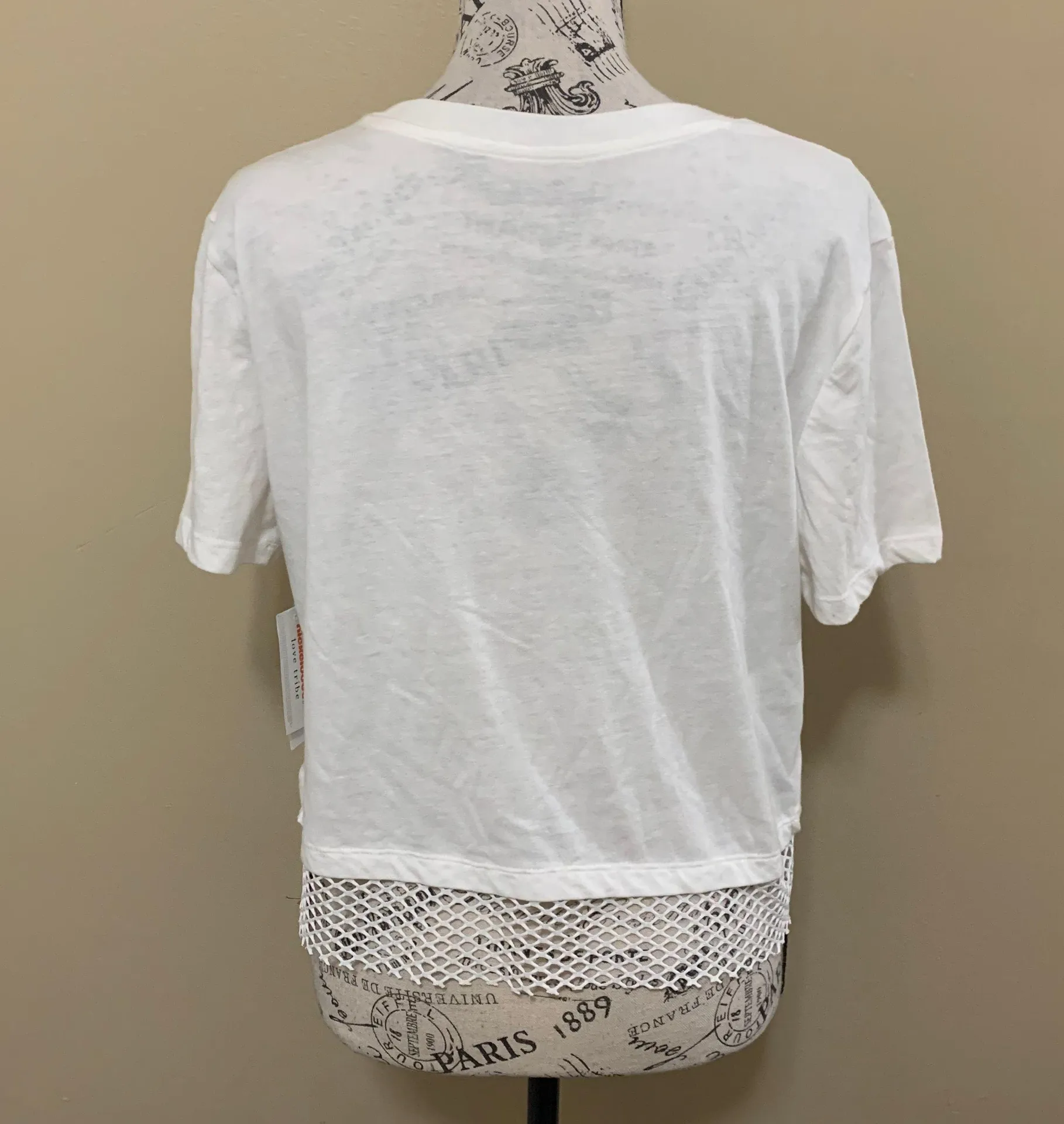 Mesh Trim Clarissa Graphic T-Shirt - Image 8