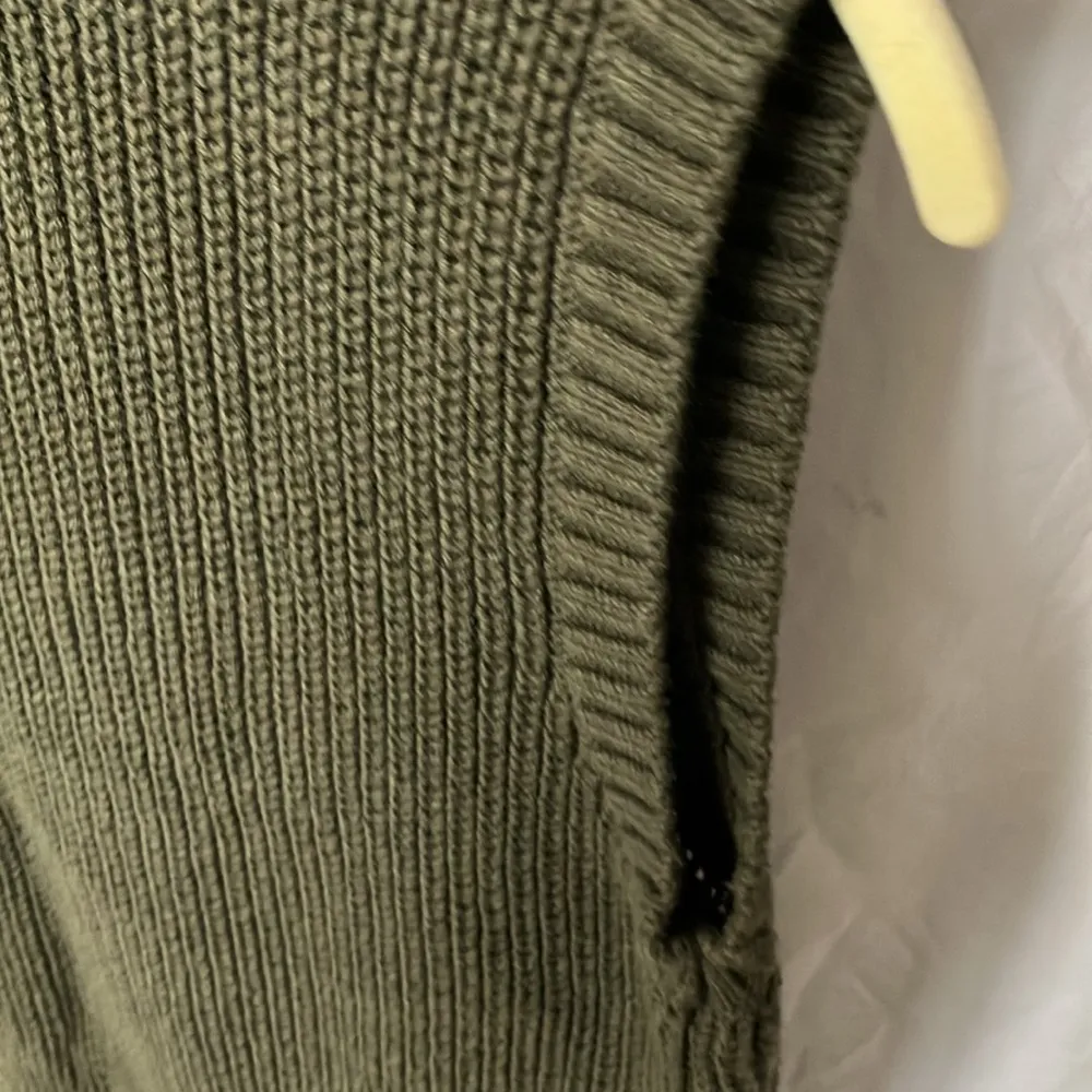 Banana Republic: Olive Green sleeveless sweater- Cotton Blend- S - Image 12