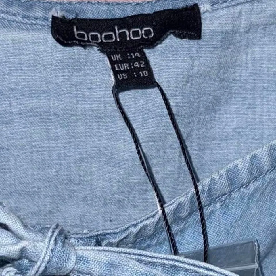 BOOHOO NWT Denim Milkmade Top - Image 3