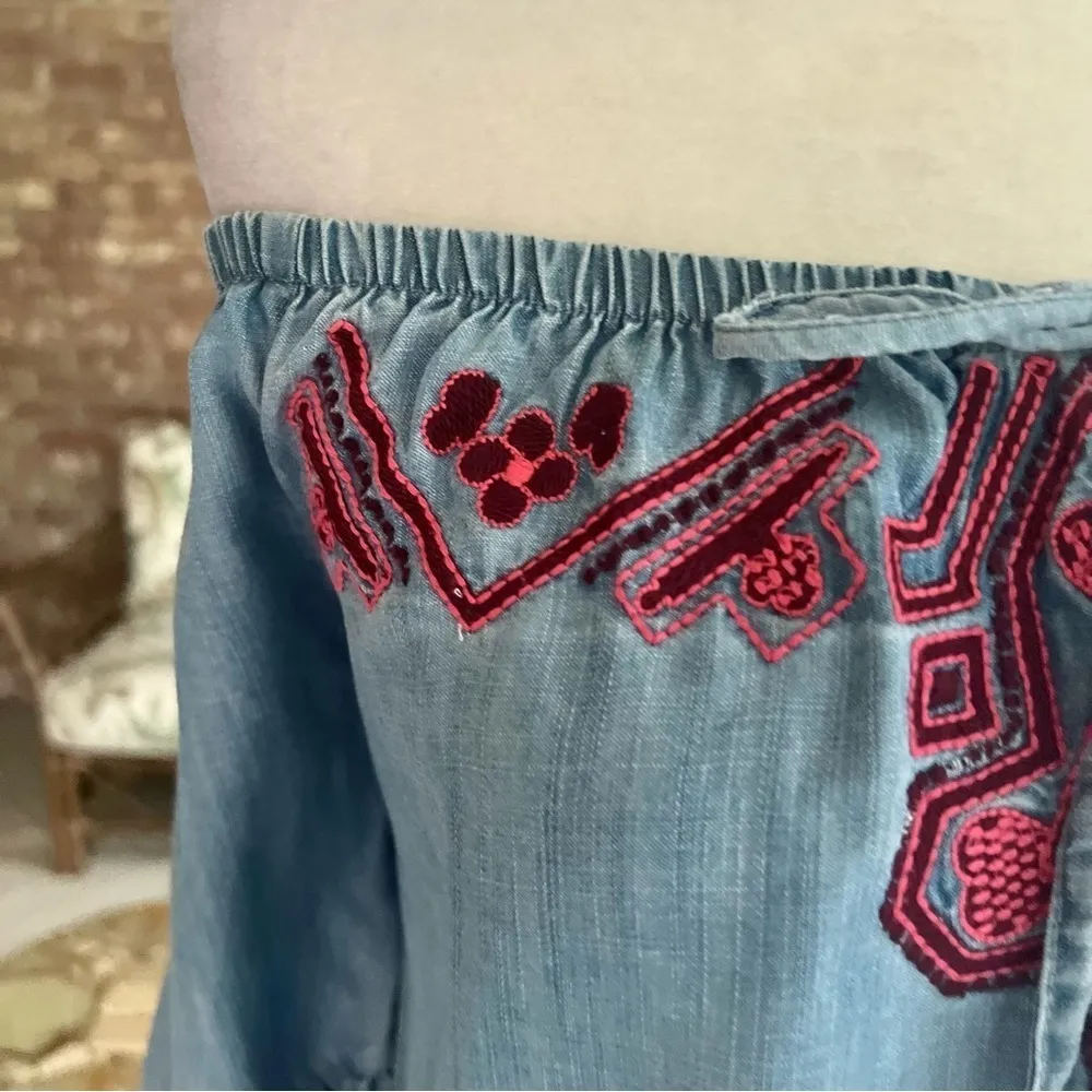 Blue Rain Blue Off Shoulder Chambray Hi Low Hem Top M - Image 2