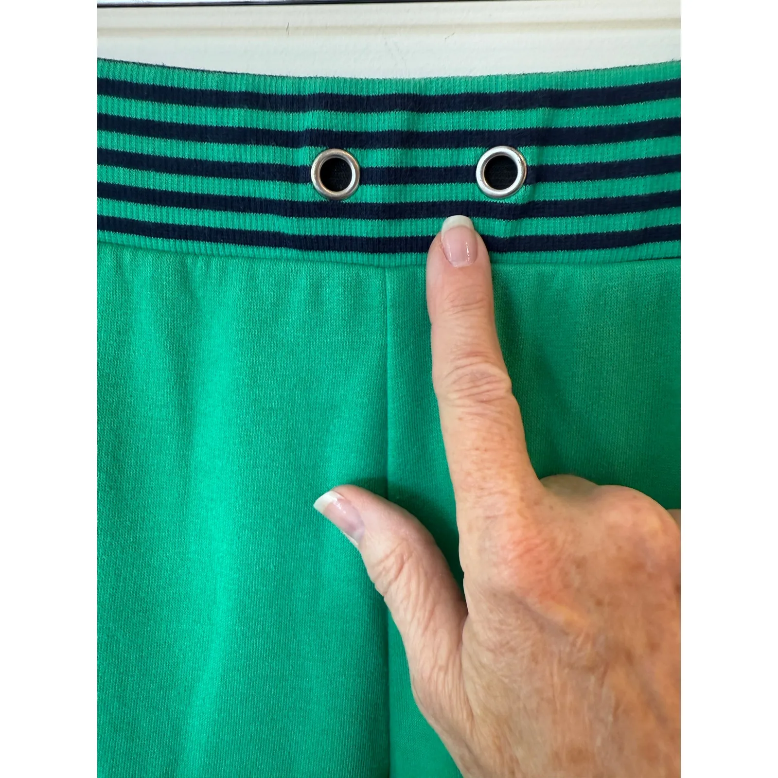 Lou&Grey Tennis League Sweatshirt Small & Pull On Pants Medium Green Outfit Set - Image 9