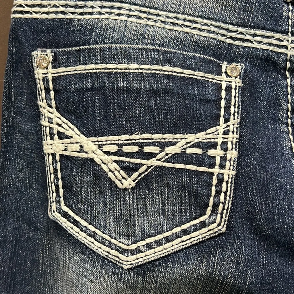 Live Hard Play Hard, Bootcut, Bling, Size 8 - Image 3