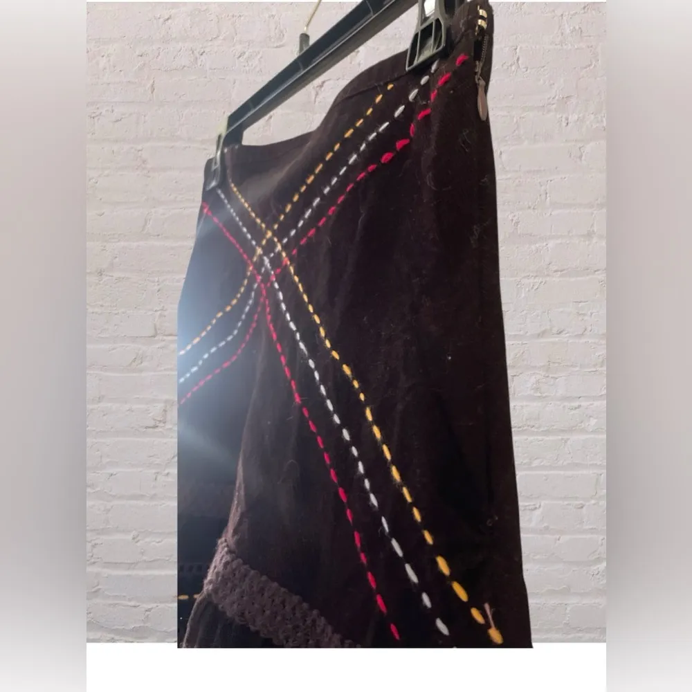 Anthropologie  Embroidered Floral Corduroy Maxi Skirt Brown Sz XS Boho Fall - Image 6