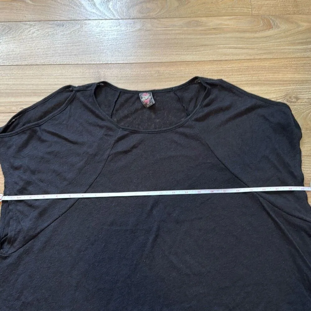 Vintage free people black/dark navy top with lace back piece size small   Has ol - Image 3