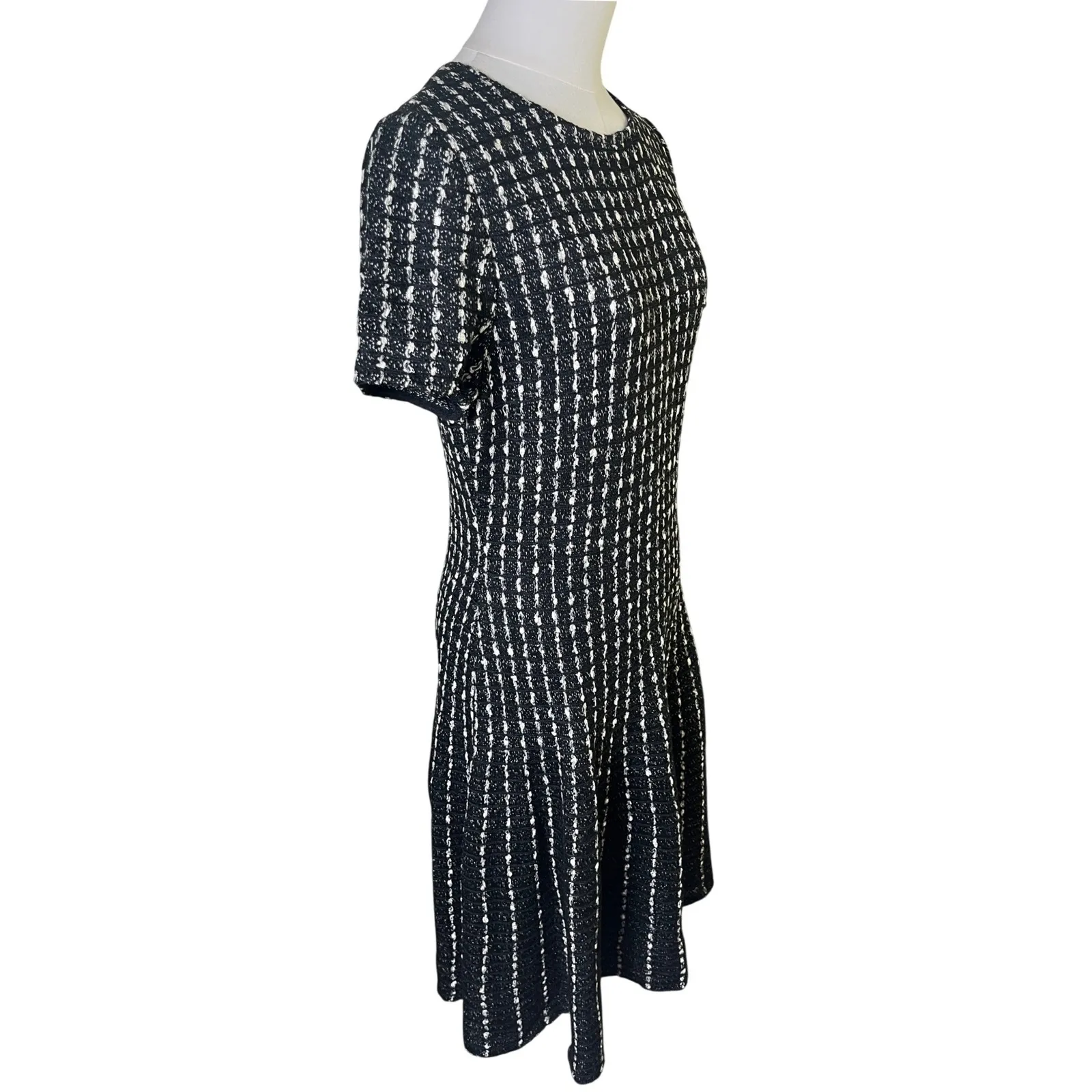 Quiet Luxury Black White Textured Knit Midi Dress St John Women 8 - Image 3