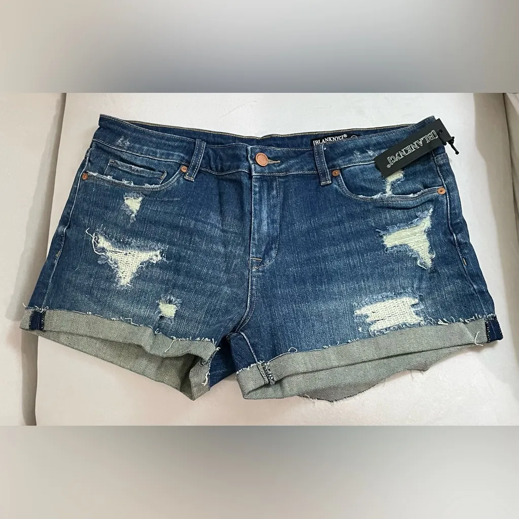 BlankNYC NWT The Fulton Roll Up Denim Distressed Shorts Size 30 - Image 3