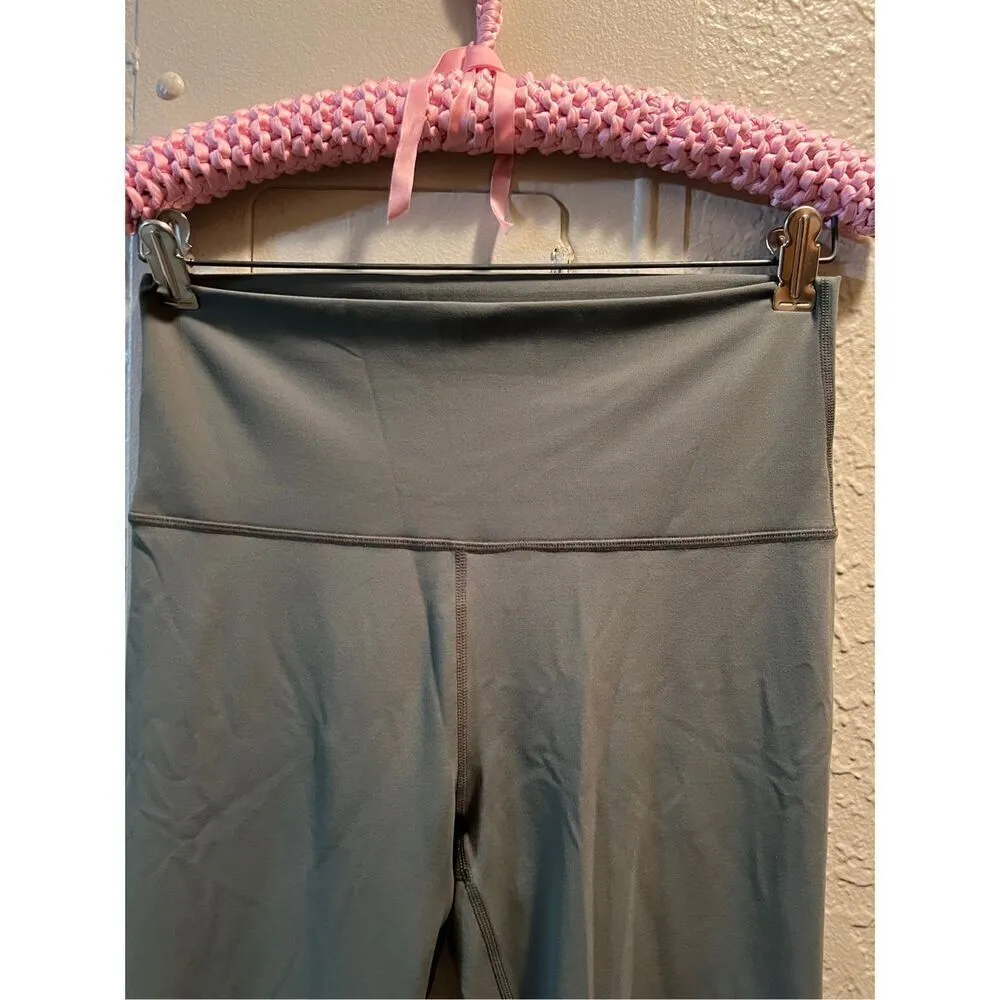 Pure Luxe By Fabletics Green Bootcut Leggings Woman’s Size Medium - Image 4